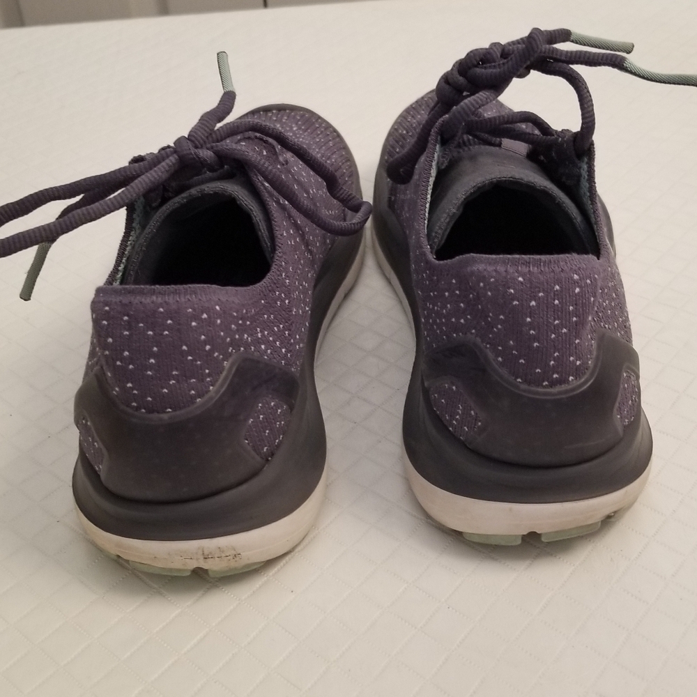 Under Armour Running sneaker Women's size 9.5  Grey - Picture 2 of 8